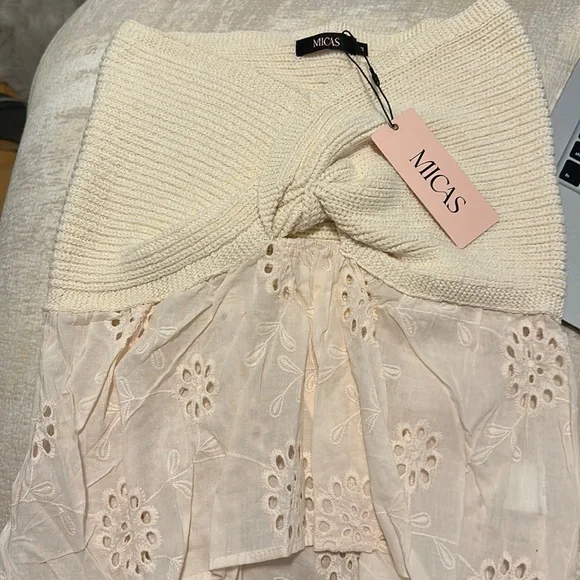 micas knot front knit embroidered tube top